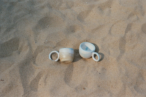 be still / hiulaammug [ with handle ]